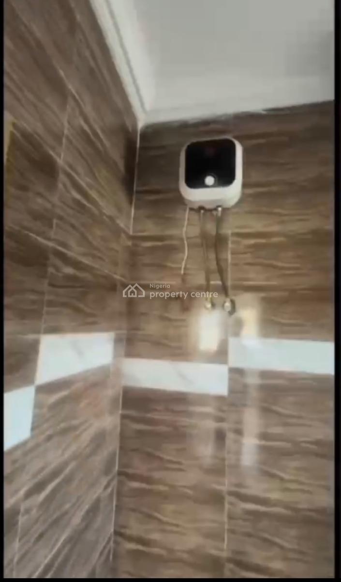 Amazing 3 Bedroom Bungalow with Bq, Lugbe District, Abuja, Detached Bungalow for Sale