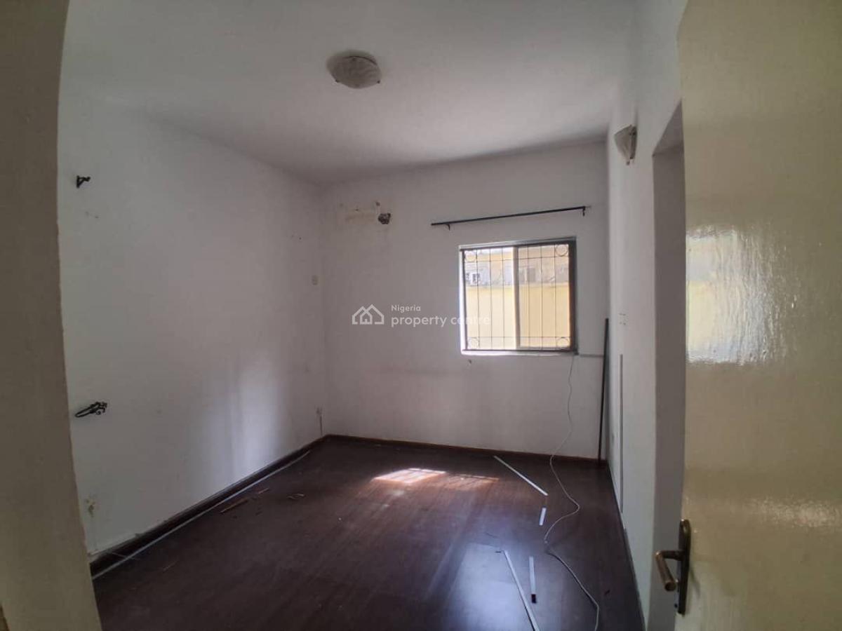 Well-finished 2-bedroom Ground Floor Apartment, Lekki Phase 1, Lekki, Lagos, Flat / Apartment for Rent