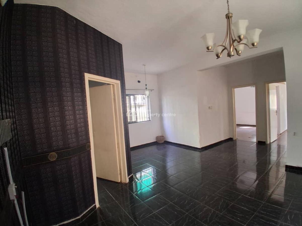 Well-finished 2-bedroom Ground Floor Apartment, Lekki Phase 1, Lekki, Lagos, Flat / Apartment for Rent