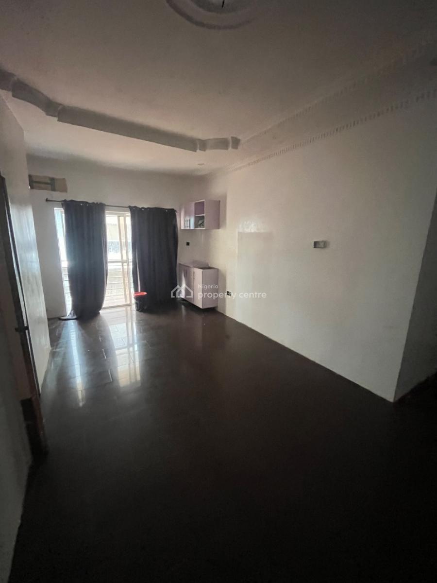 Mini Flat, Off Admiralty Way, Lekki Phase 1, Lekki, Lagos, Mini Flat (room and Parlour) for Rent