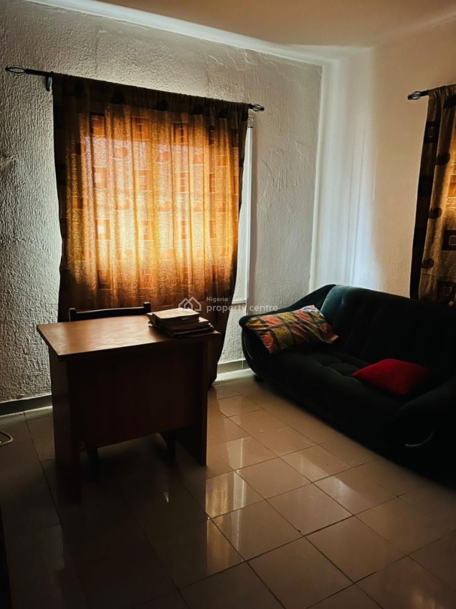 Exclusive 4 Bedroom  Semi Detached House with Bq, Dolphin Estate, Ikoyi, Lagos, Semi-detached Duplex for Rent