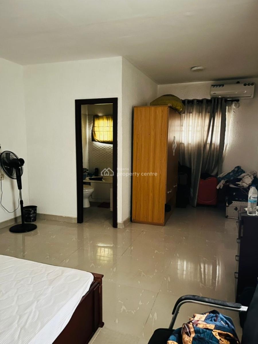 Exclusive 4 Bedroom  Semi Detached House with Bq, Dolphin Estate, Ikoyi, Lagos, Semi-detached Duplex for Rent