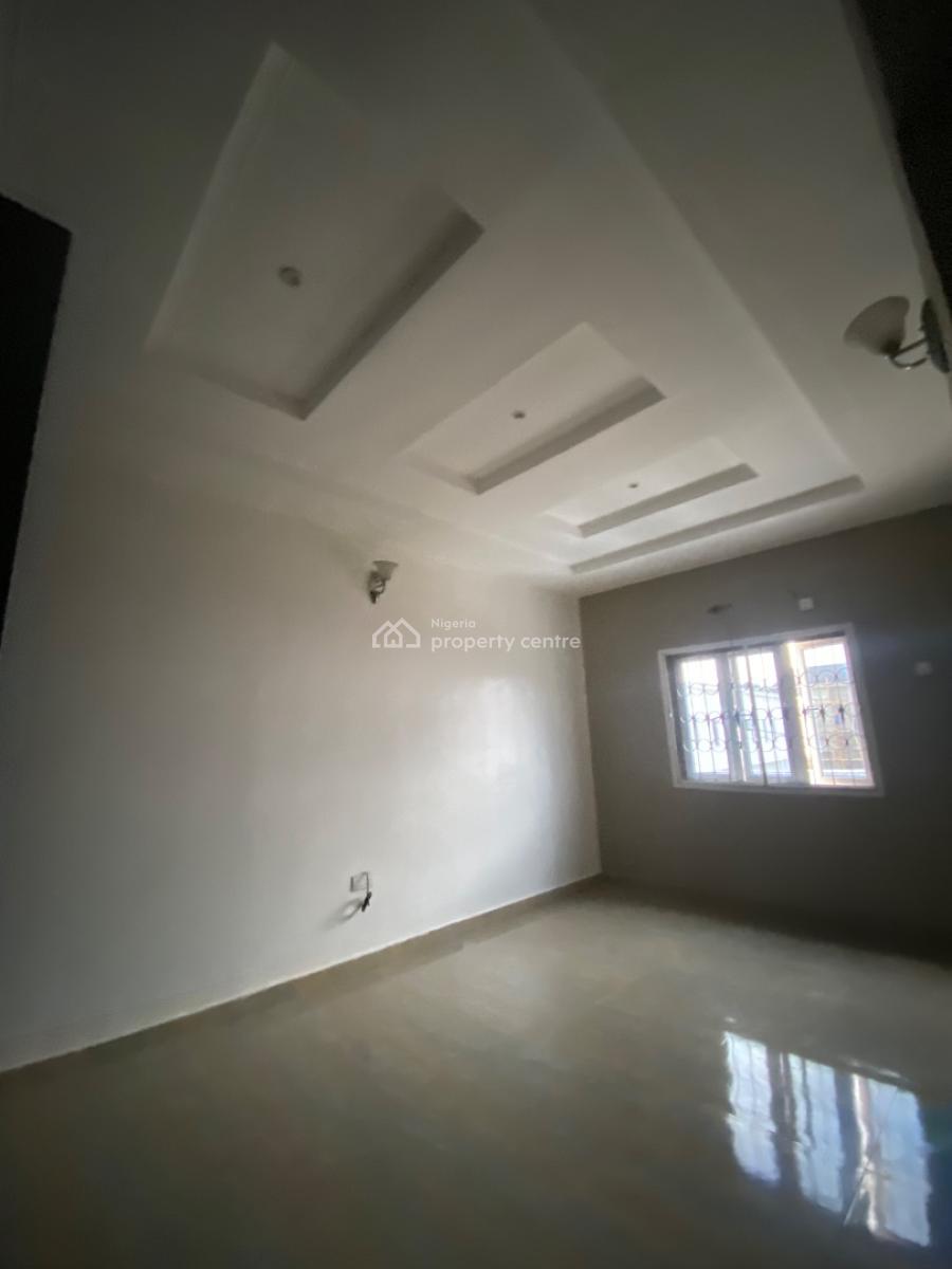 Luxury Spacious 2 Bedroom Apartment Upstairs, Sangotedo, Ajah, Lagos, Flat / Apartment for Rent