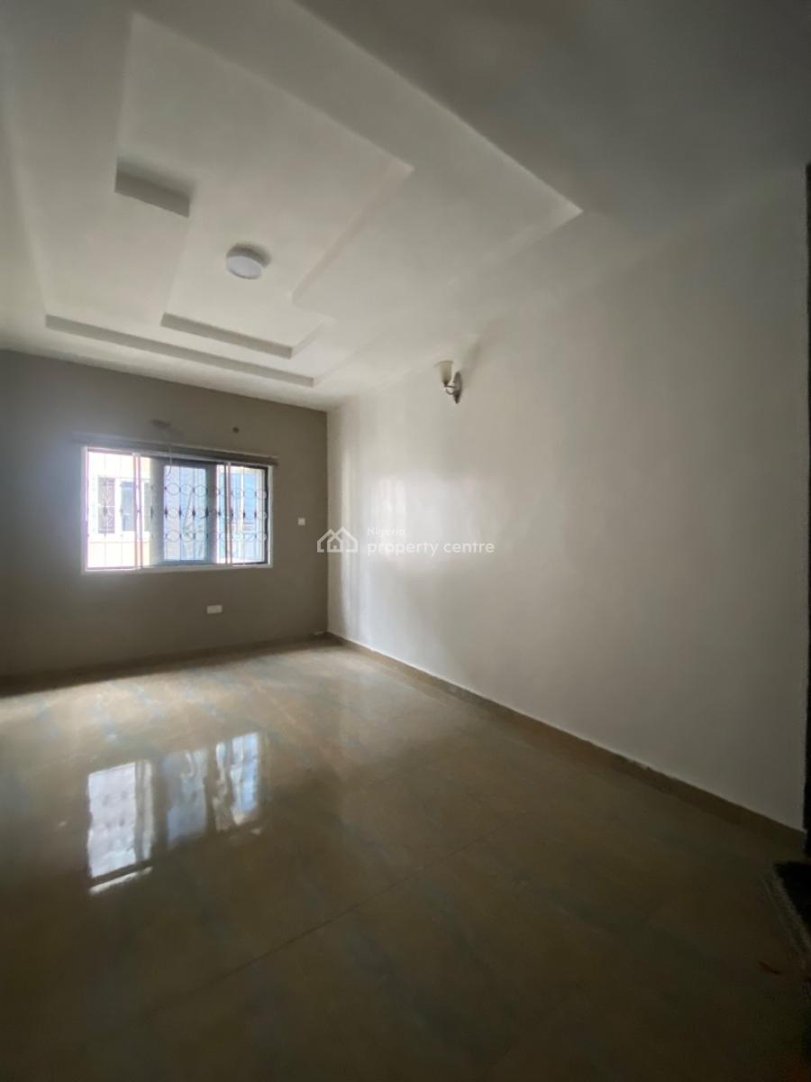 Luxury Spacious 2 Bedroom Apartment Upstairs, Sangotedo, Ajah, Lagos, Flat / Apartment for Rent