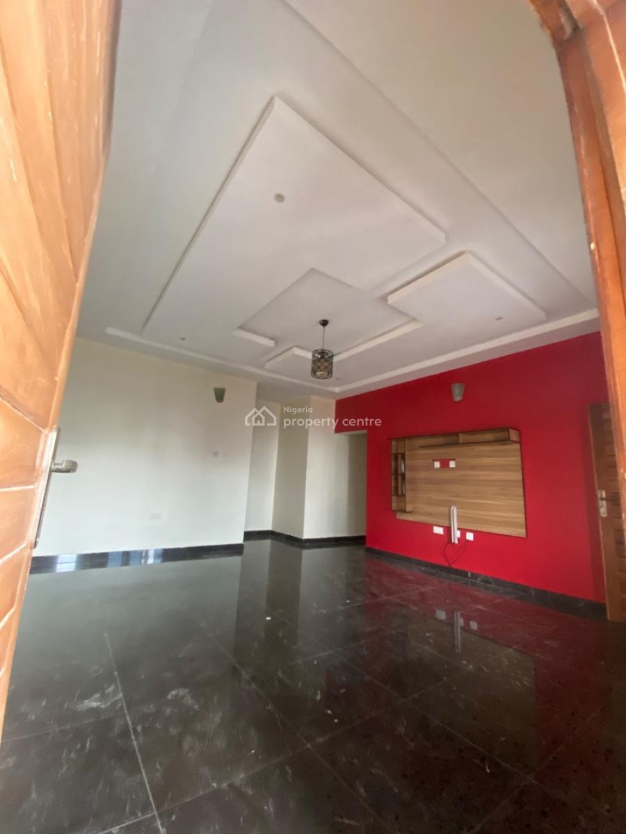 Luxury Spacious 2 Bedroom Apartment Upstairs, Sangotedo, Ajah, Lagos, Flat / Apartment for Rent