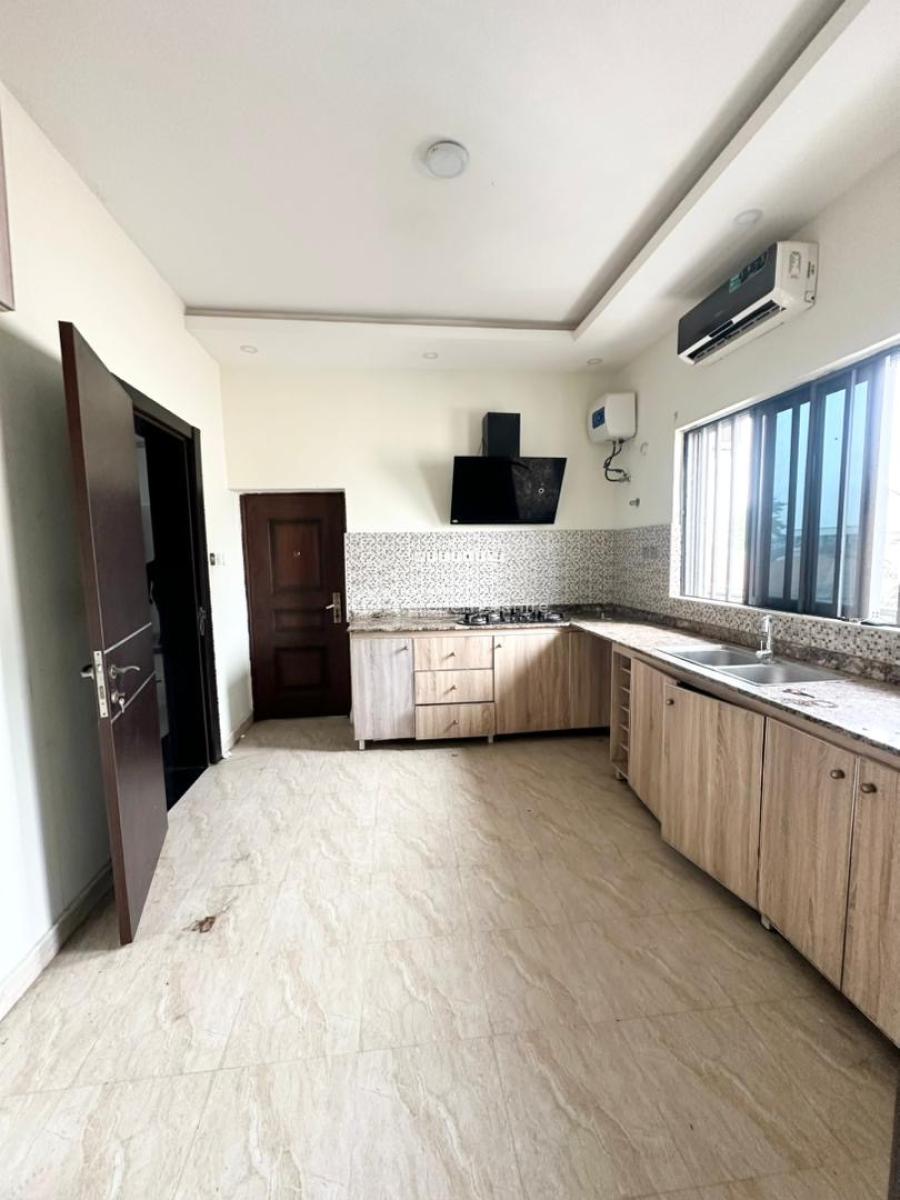 Two Units of Beautiful 3 Bedroom Apartments, Lekki Phase 1, Lekki, Lagos, Flat / Apartment for Rent
