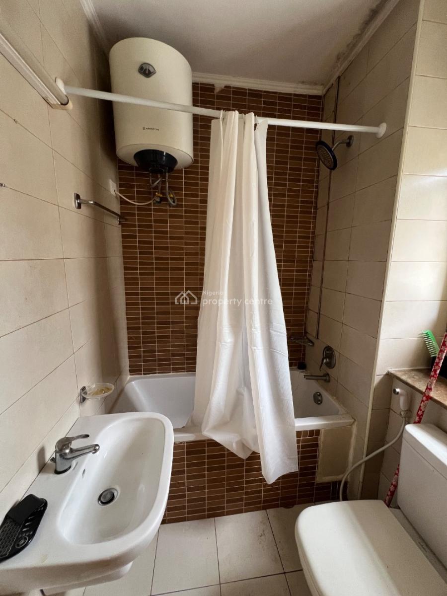 Standard 3-bedroom Flat with 24/7 Electricity, Swimming Pool and a Gym, Oniru, Victoria Island (vi), Lagos, Flat / Apartment for Rent