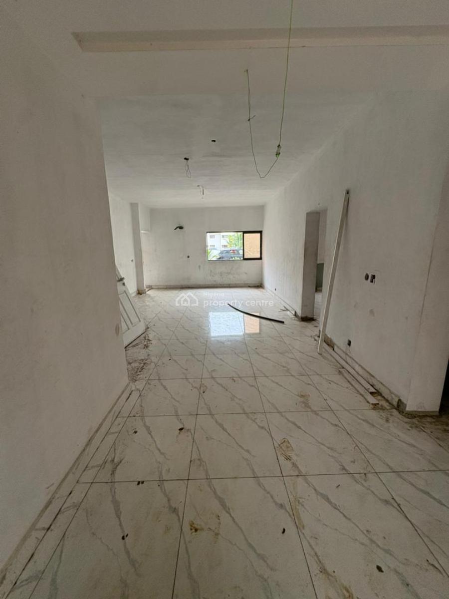 2 Bedroom Apartment, Ikota, Lekki, Lagos, Flat / Apartment for Sale
