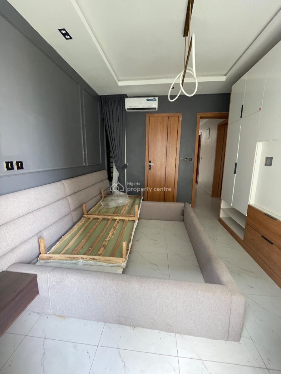 2 Bedroom Apartment, Lekki Phase 1, Lekki, Lagos, Flat / Apartment for Rent