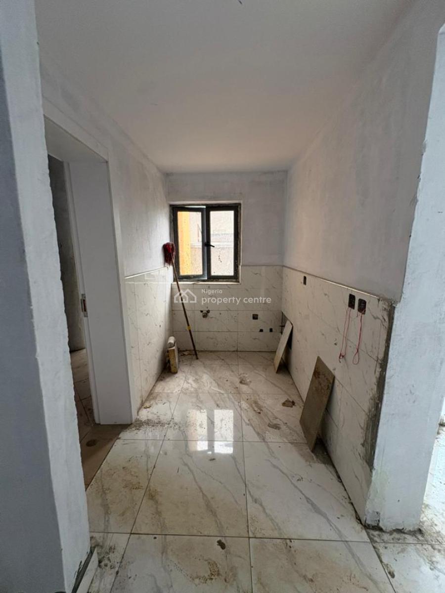 2 Bedroom Apartment in Ikota, Lekki, Ikota, Lekki, Lagos, Flat / Apartment for Sale