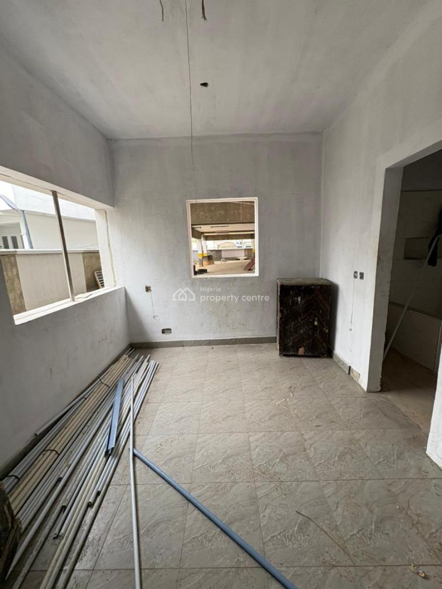 2 Bedroom Apartment in Ikota, Lekki, Ikota, Lekki, Lagos, Flat / Apartment for Sale