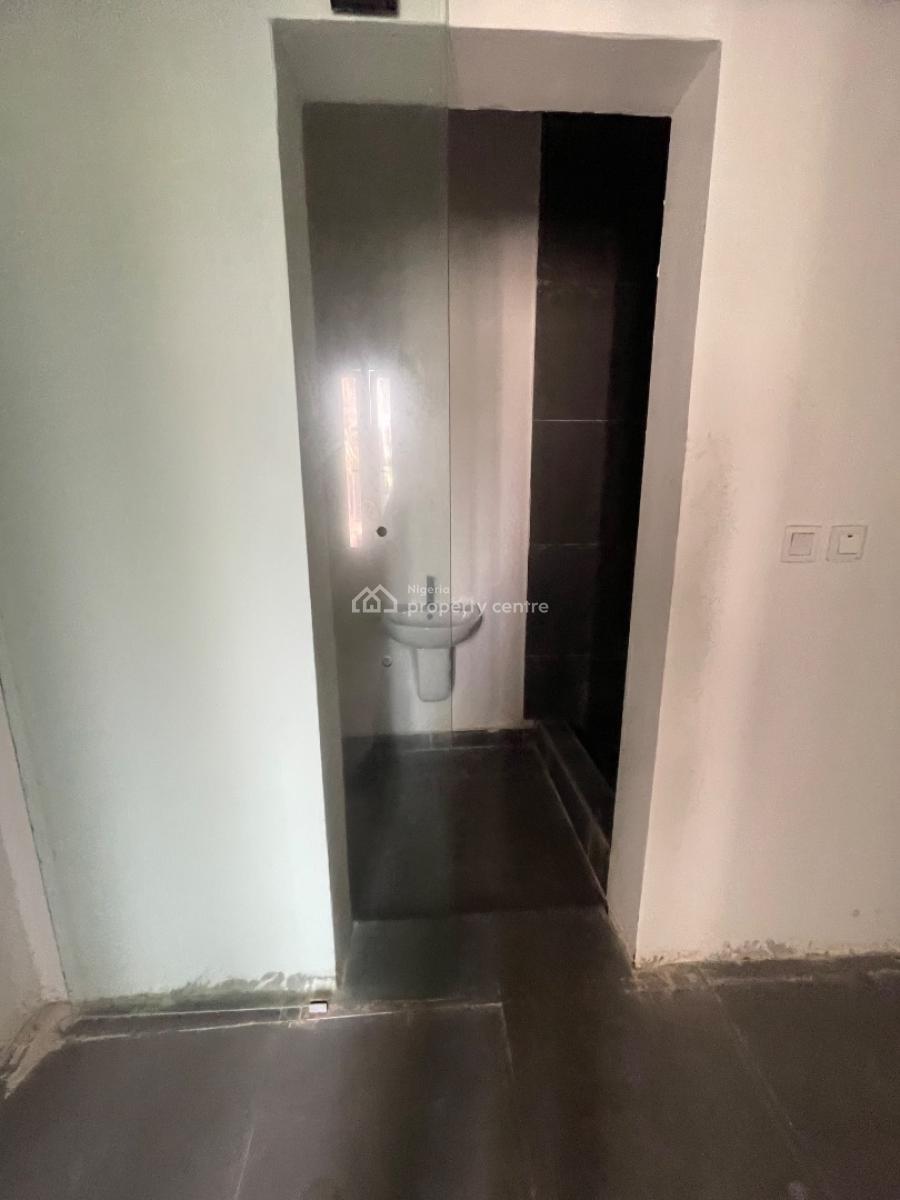 2 Bedroom Apartment, Lekki Phase 1, Lekki, Lagos, Flat / Apartment for Rent