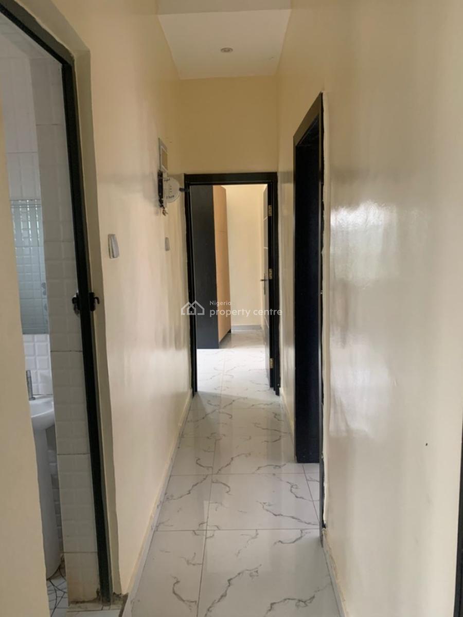 2 Bedroom Flat, Valley View Estate, Ikorodu, Lagos, Flat / Apartment for Rent