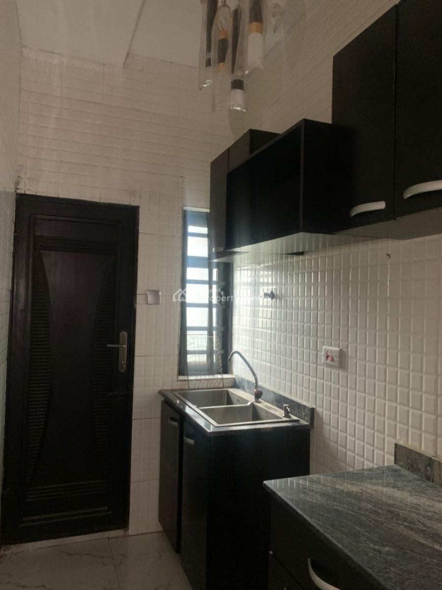 2 Bedroom Flat, Valley View Estate, Ikorodu, Lagos, Flat / Apartment for Rent