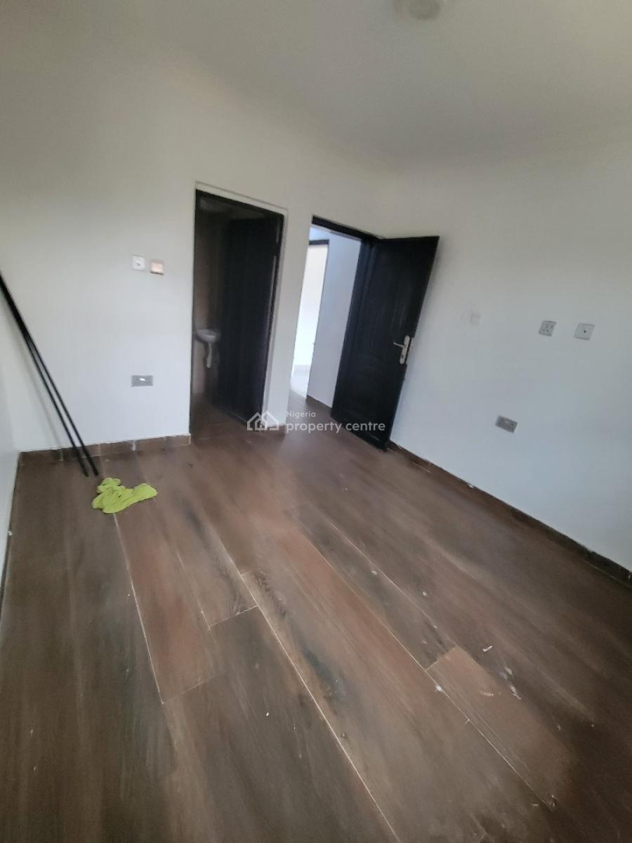 Sharp and Serene 2-bedroom Apartment, Mobil Road Ilaje Ajah, Ilaje, Ajah, Lagos, Flat / Apartment for Rent