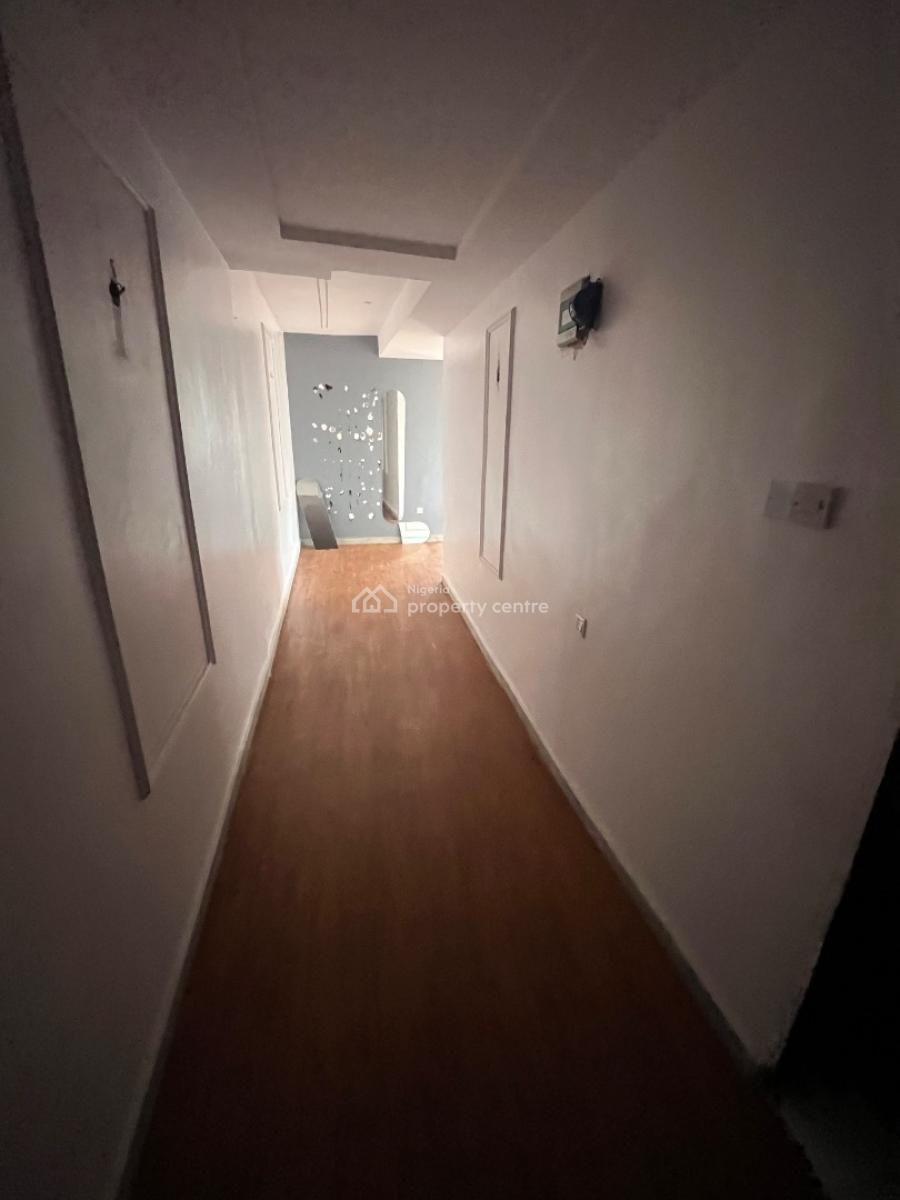 Mini Flat, Off Admiralty Way, Lekki Phase 1, Lekki, Lagos, Mini Flat (room and Parlour) for Rent