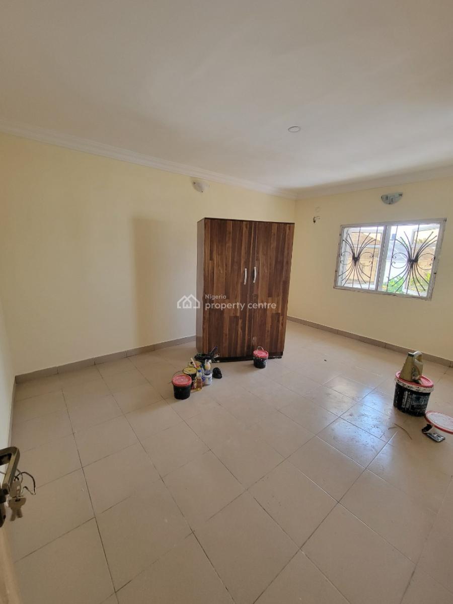 Spacious and Serene 3-bedroom Apartment, Mobil Road, Ilaje, Ajah, Lagos, Flat / Apartment for Rent