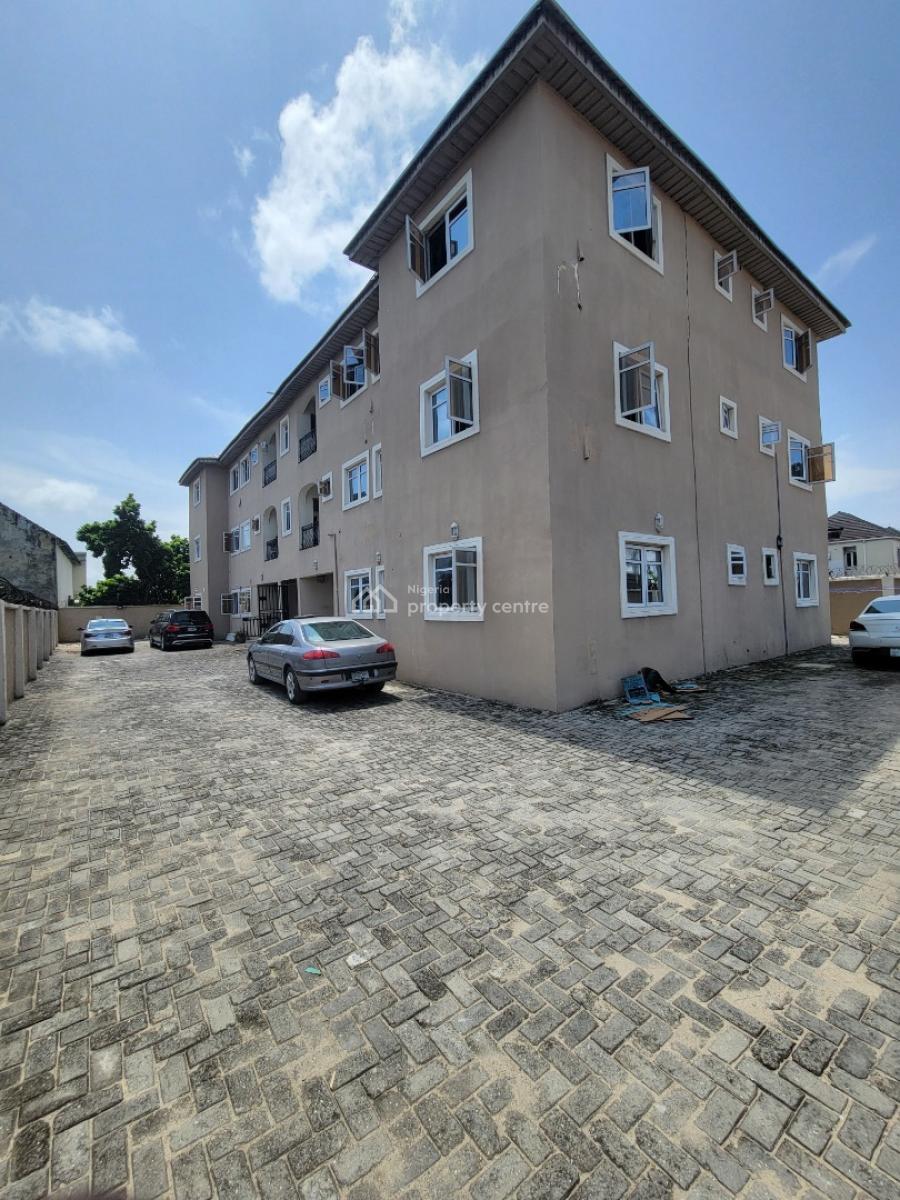 Spacious and Serene 3-bedroom Apartment, Mobil Road, Ilaje, Ajah, Lagos, Flat / Apartment for Rent