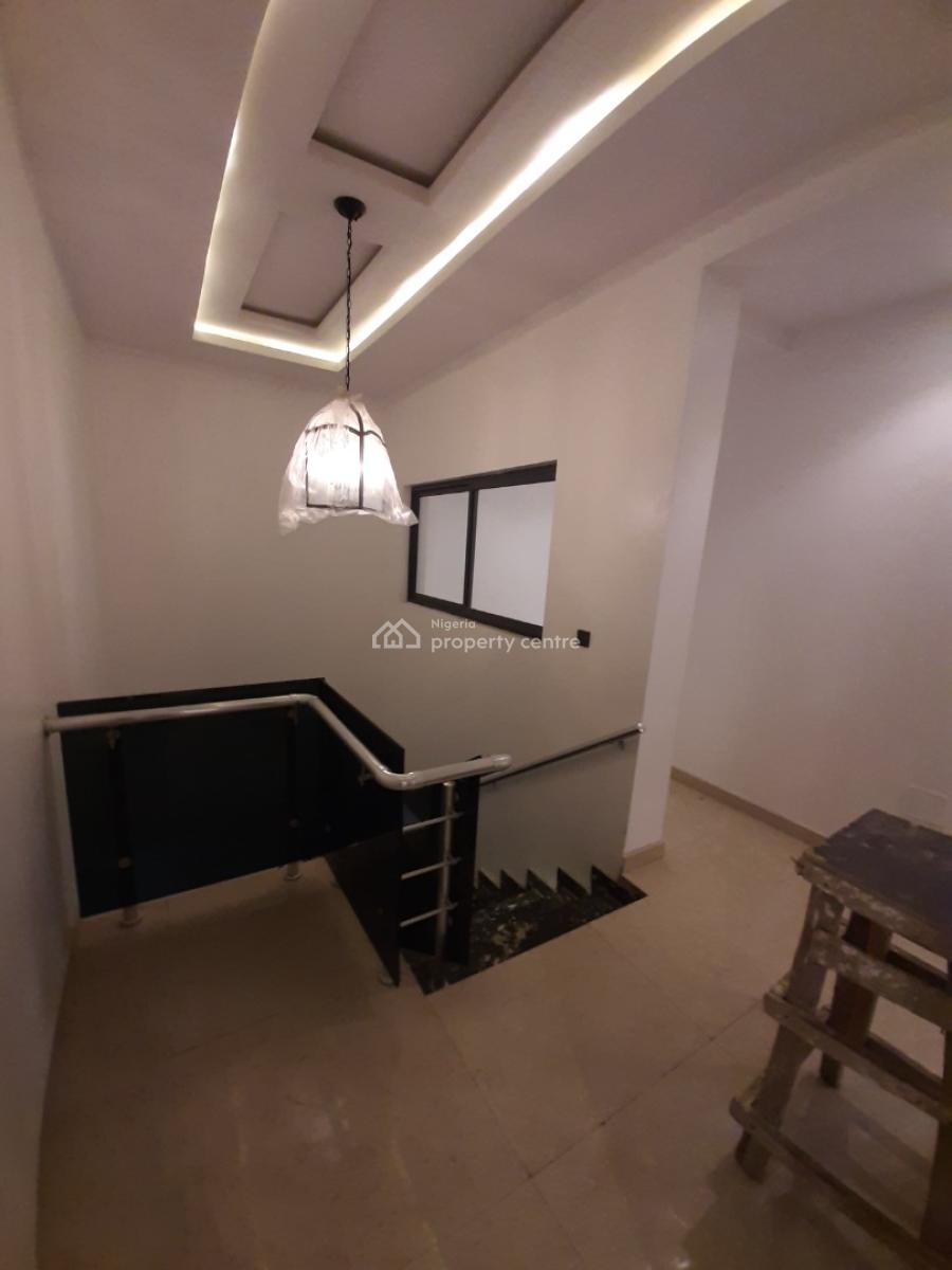 Tastefully Finished and Serviced with 24/7 Power Supply 4 Bedroom En-s, Lekki Phase 1, Lekki, Lagos, Terraced Duplex for Rent