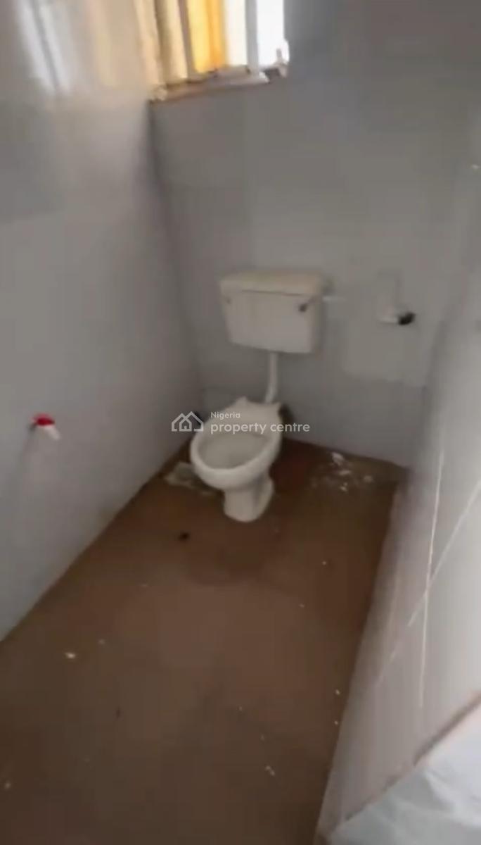 Executive Room Self-contained, Mende, Maryland, Lagos, Self Contain (single Rooms) for Rent