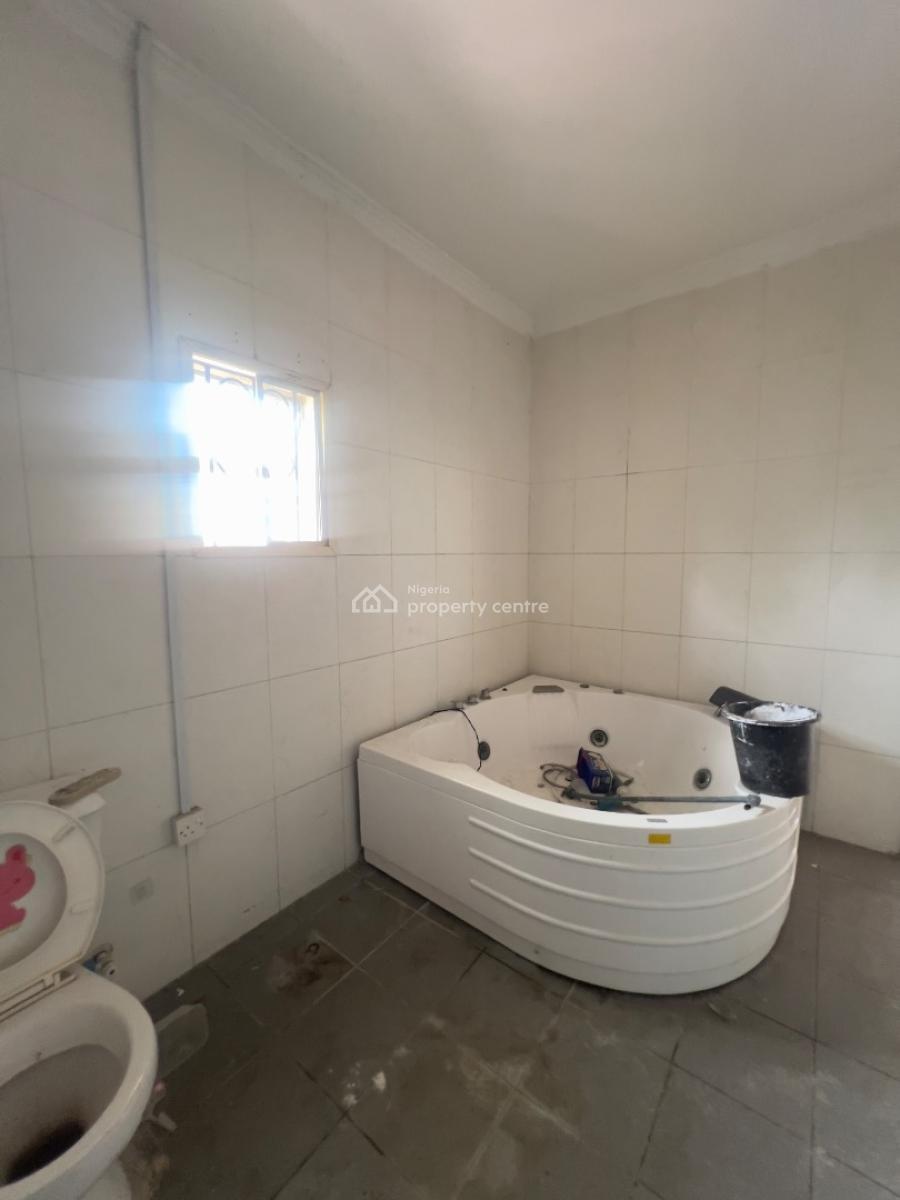 Spacious 5 Bedroom Semi Detached Duplex with Bq, Lekki Phase 1, Lekki, Lagos, Semi-detached Duplex for Rent