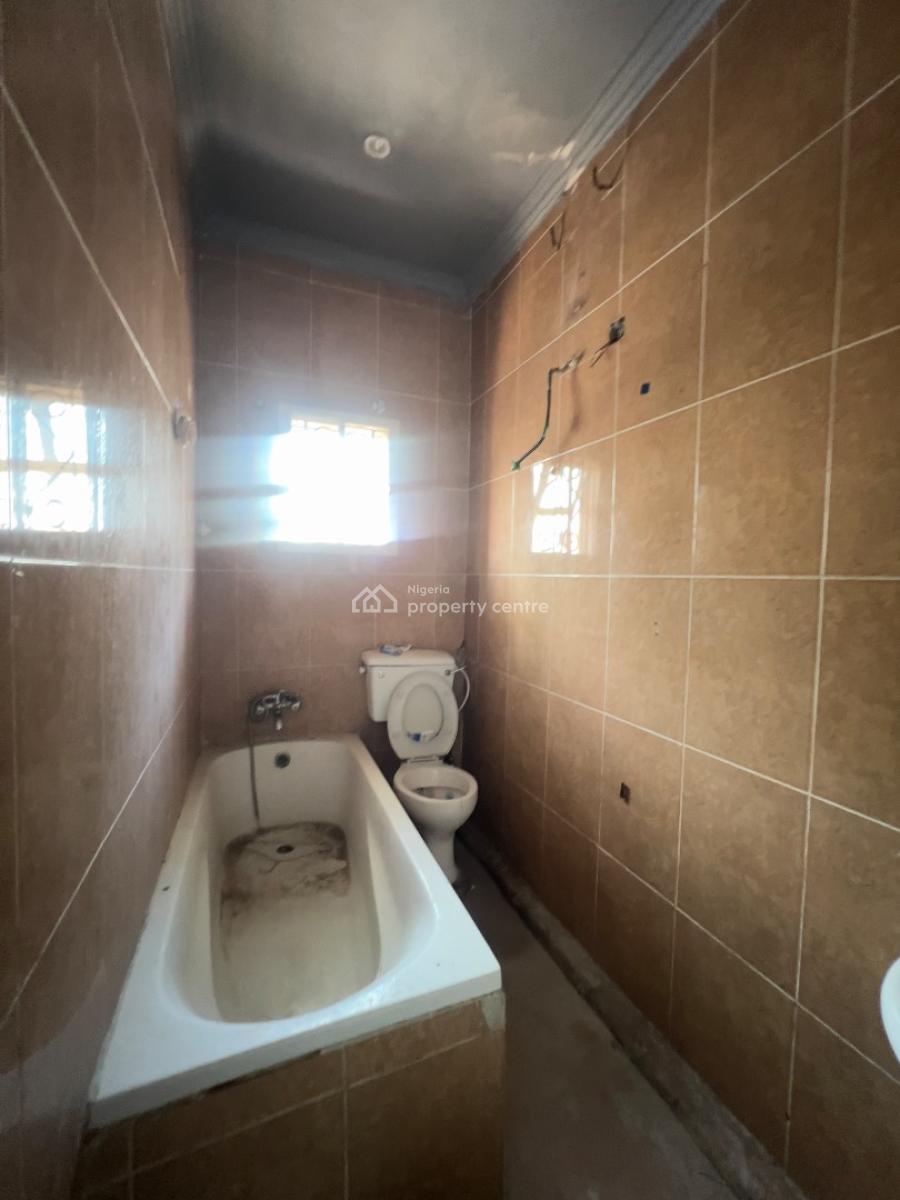 Spacious 5 Bedroom Semi Detached Duplex with Bq, Lekki Phase 1, Lekki, Lagos, Semi-detached Duplex for Rent