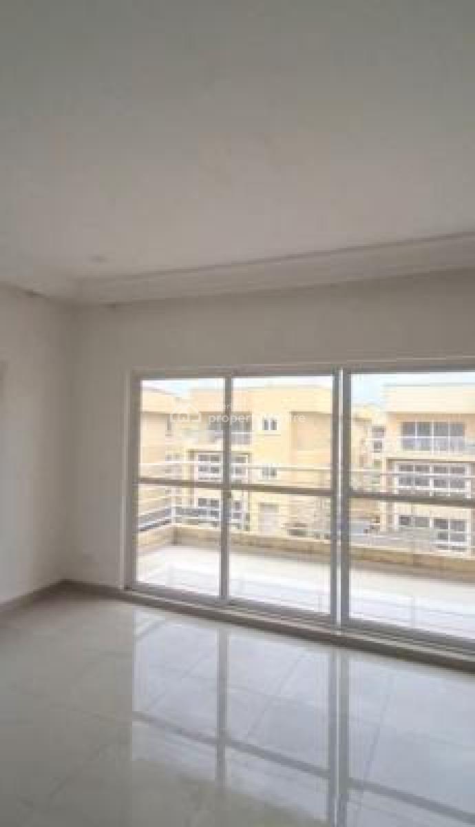 Fully Serviced 6 Bedroom Duplex with Bq, Western Foreshore Estate, Osapa, Lekki, Lagos, Detached Duplex for Sale
