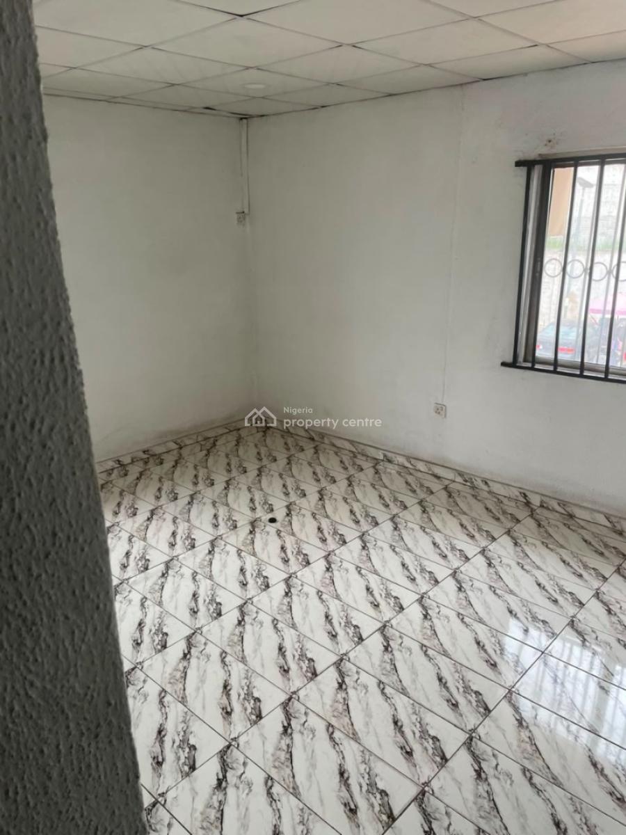 3 Bedroom Luxury Apartment, Ikeja, Lagos, Office Space for Rent