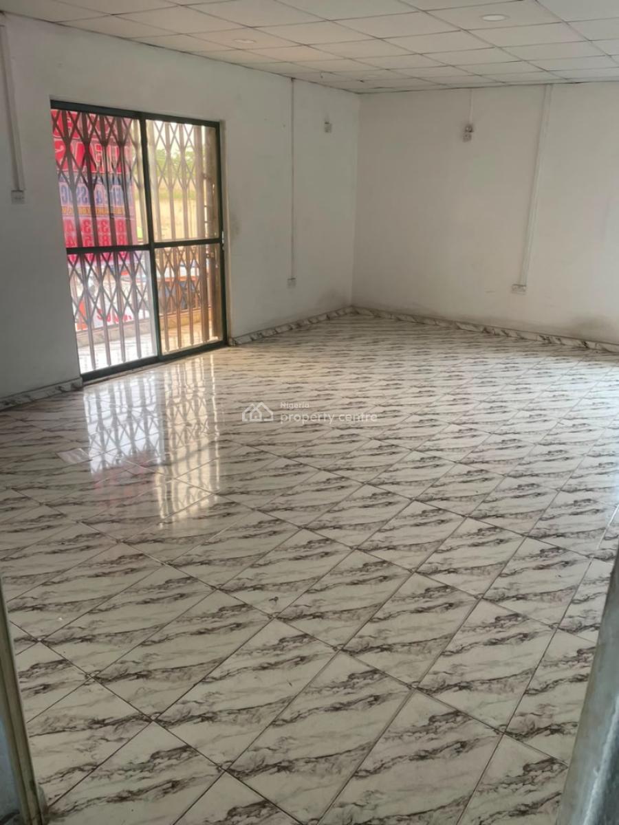 3 Bedroom Luxury Apartment, Ikeja, Lagos, Office Space for Rent