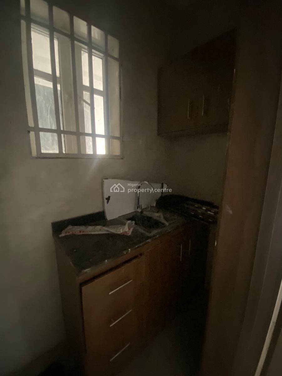 Spacious 1 Bedroom Mini Flat, Agungi, Lekki, Lagos, Flat / Apartment for Rent