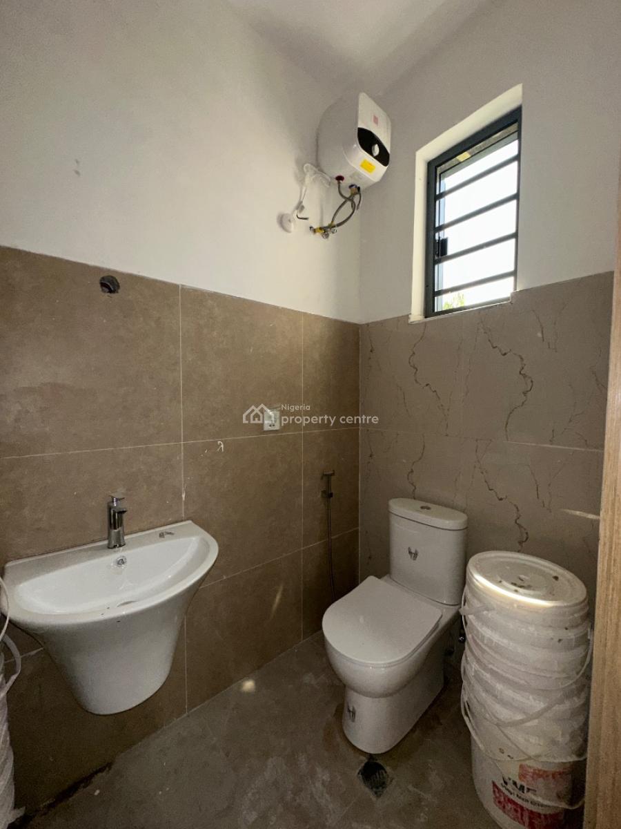 *2 Bedroom Apartment with Elevator*, Lekki Phase One, Lekki Phase 1, Lekki, Lagos, Flat / Apartment for Sale