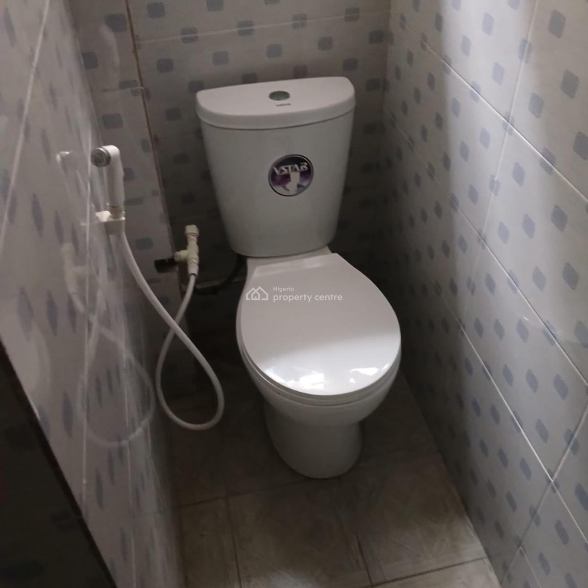 Relatively New Fully Serviced 2 Bedroom Apartment Ocean View, Atlantic View Estate New Road Chevron, Lekki, Lagos, Flat / Apartment for Rent