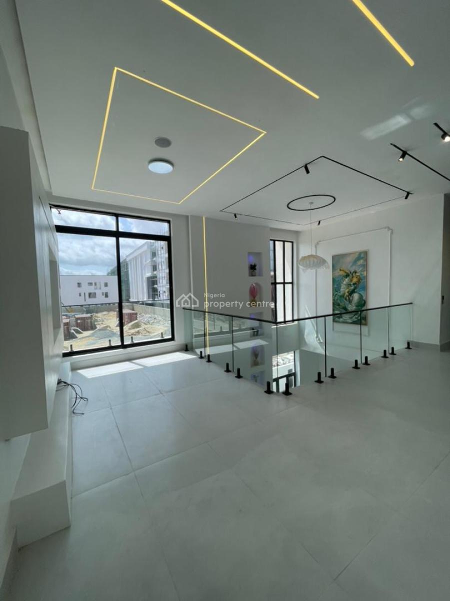 Contemporary 5bedroom Semi  Detached Duplex, Lekki Phase 1, Lekki, Lagos, Semi-detached Duplex for Sale