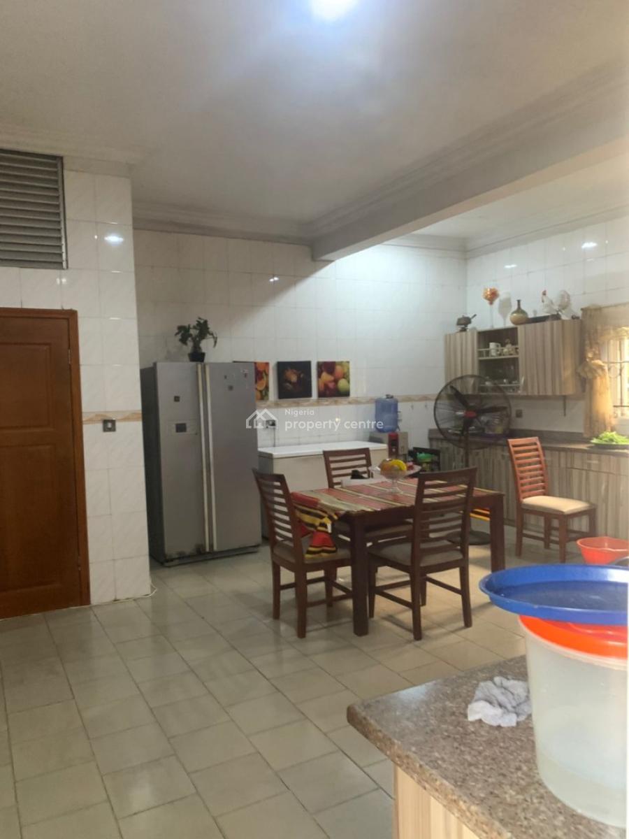 Detached 6 Bedroom House with 2 Rooms Bq on Land Measuring About 900sq, Parkview, Ikoyi, Lagos, Detached Duplex for Rent