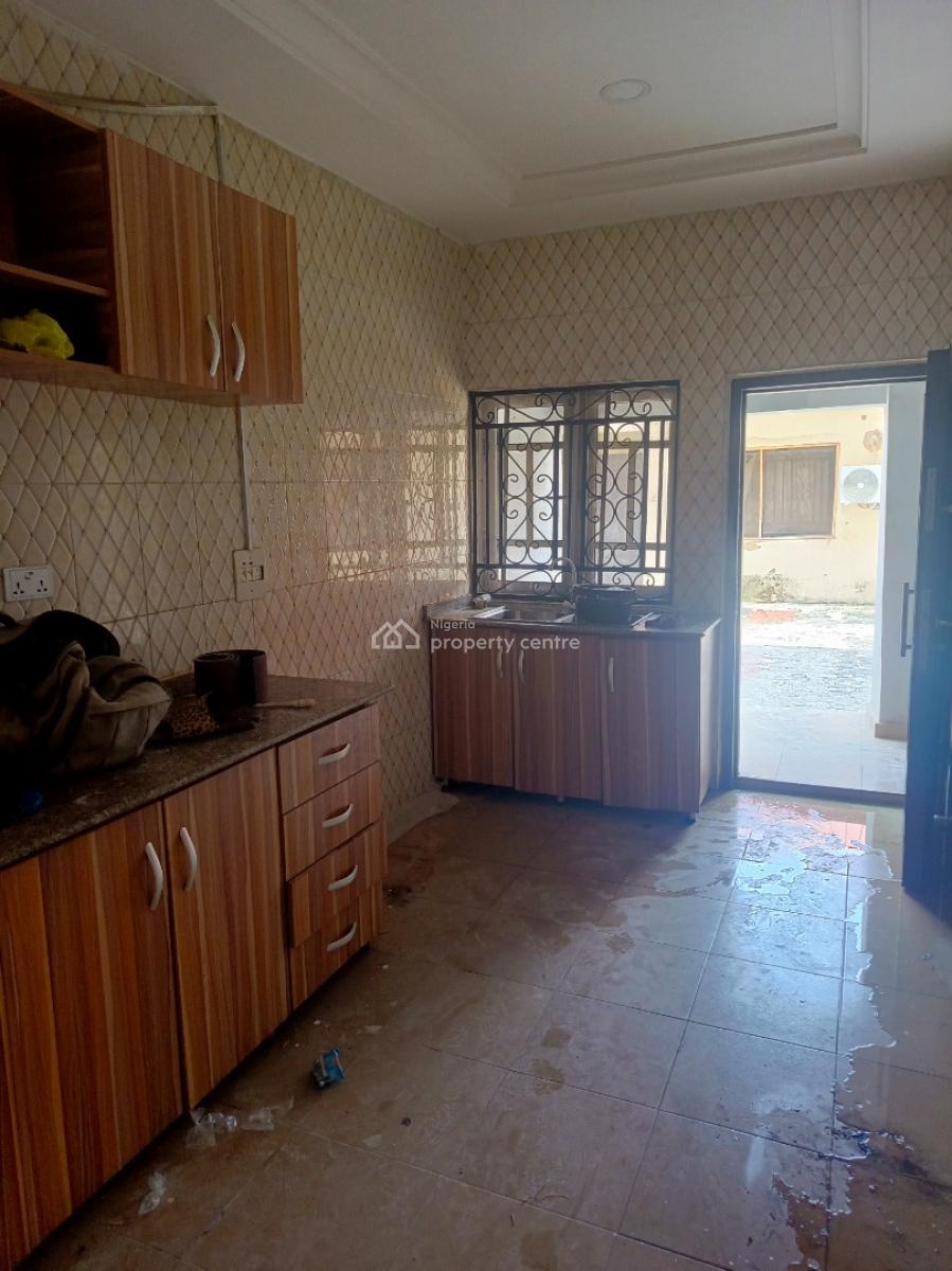 Newly Renovated Specious Standard 3 Bed Rooms Flat, Ground Floor, Off 4th Avenue, Gwarinpa, Abuja, Flat / Apartment for Rent