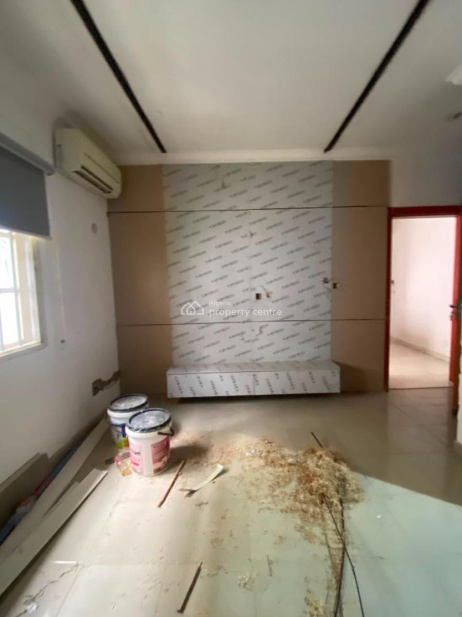 Fully Furnished 3 Room Office Space with a Spacious Kitchen and 3 Toilets, Lekki Phase 1, Lekki, Lagos, Office Space for Rent