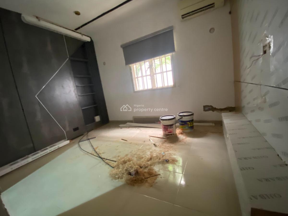 Fully Furnished 3 Room Office Space with a Spacious Kitchen and 3 Toilets, Lekki Phase 1, Lekki, Lagos, Office Space for Rent