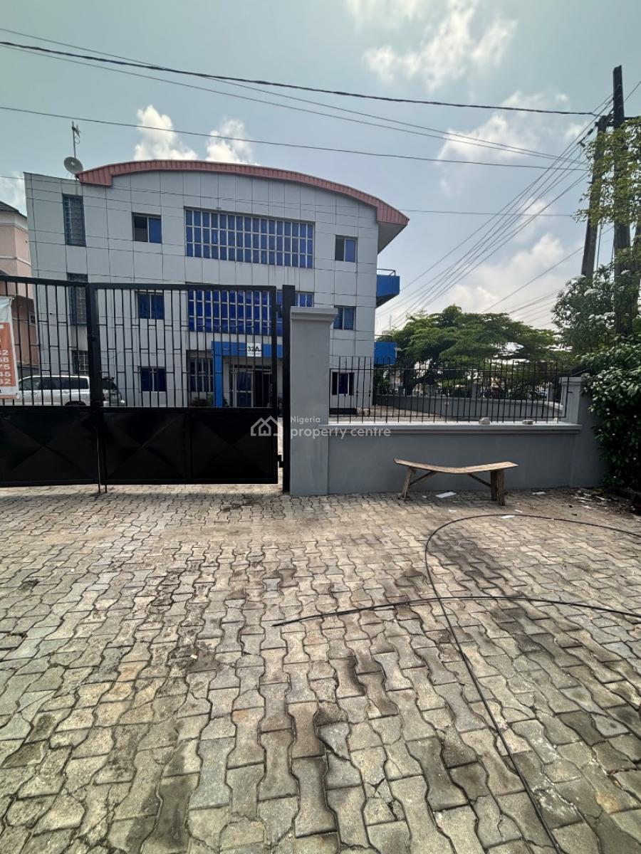 Spacious 250sqm Office Space, Off Freedom Way, Lekki Phase 1, Lekki, Lagos, Office Space for Rent