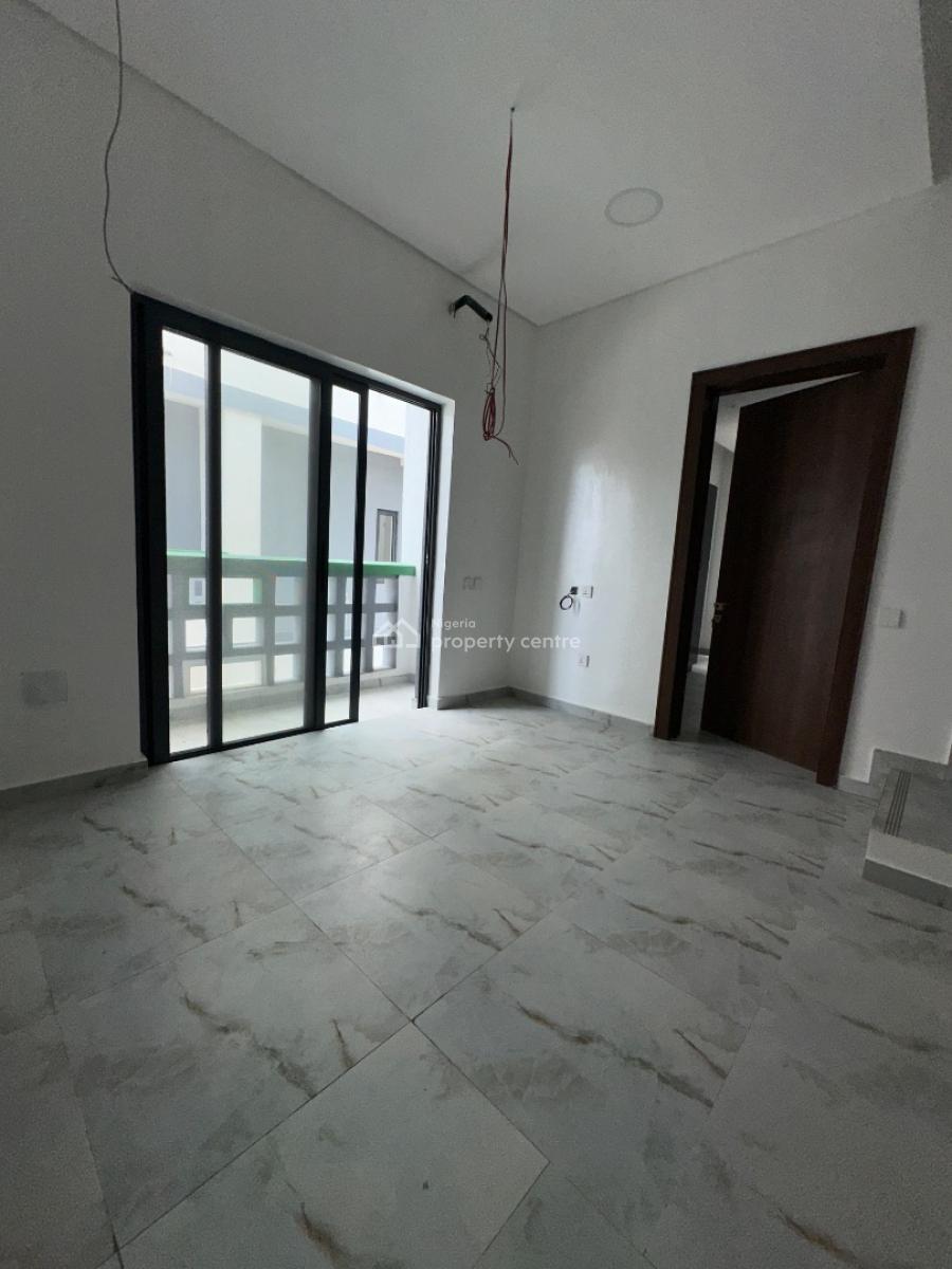 * 4bedroom Semi Detached Duplex*, Lekki Phase 1, Lekki, Lagos, Semi-detached Duplex for Sale