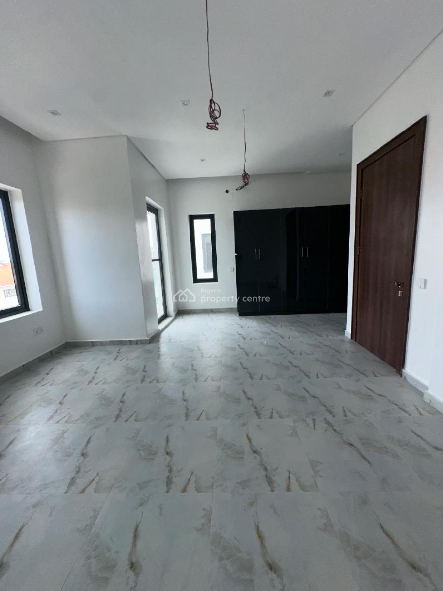 * 4bedroom Semi Detached Duplex*, Lekki Phase 1, Lekki, Lagos, Semi-detached Duplex for Sale