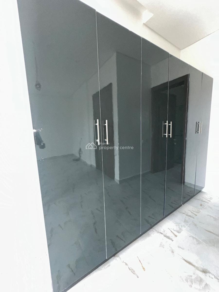* 4bedroom Semi Detached Duplex*, Lekki Phase 1, Lekki, Lagos, Semi-detached Duplex for Sale