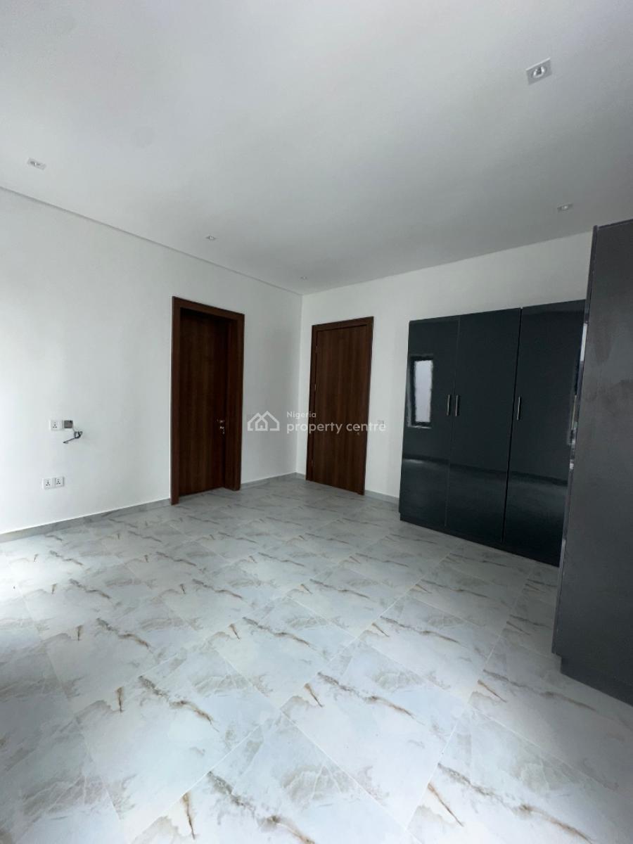 * 4bedroom Semi Detached Duplex*, Lekki Phase 1, Lekki, Lagos, Semi-detached Duplex for Sale