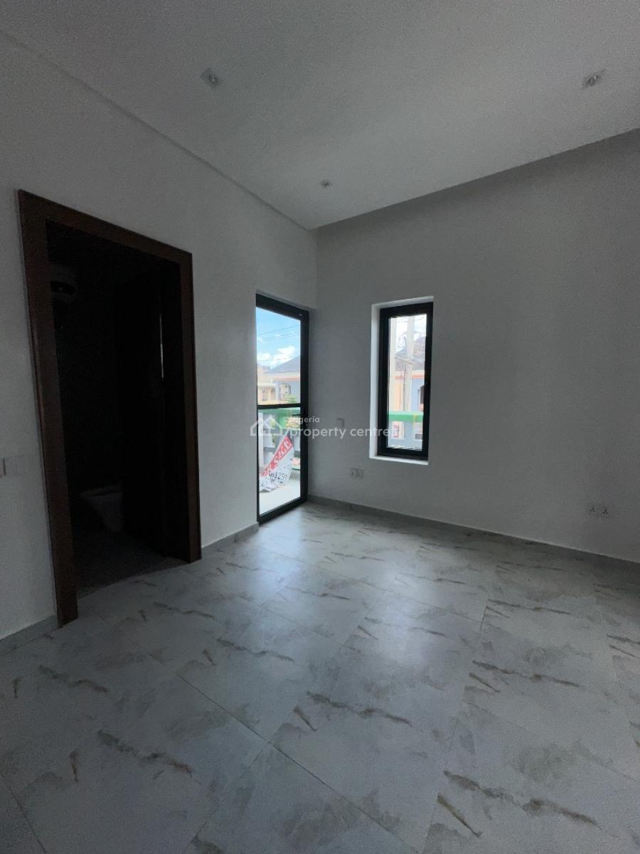 * 4bedroom Semi Detached Duplex*, Lekki Phase 1, Lekki, Lagos, Semi-detached Duplex for Sale
