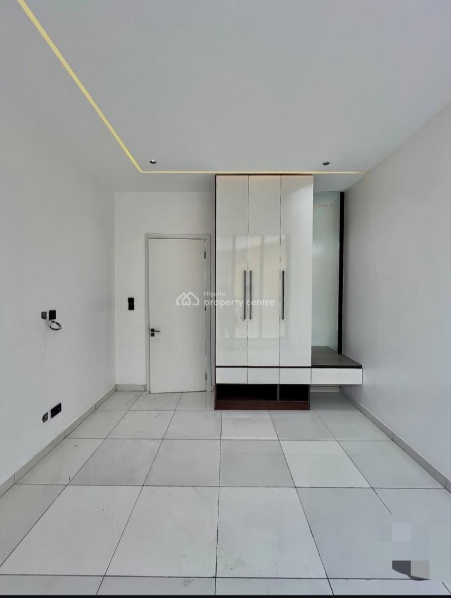 Fully Serviced 2 Bedrooms with Pool  and Gym, Oniru, Victoria Island (vi), Lagos, Block of Flats for Sale