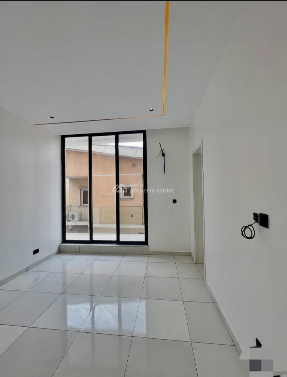 Fully Serviced 2 Bedrooms with Pool  and Gym, Oniru, Victoria Island (vi), Lagos, Block of Flats for Sale