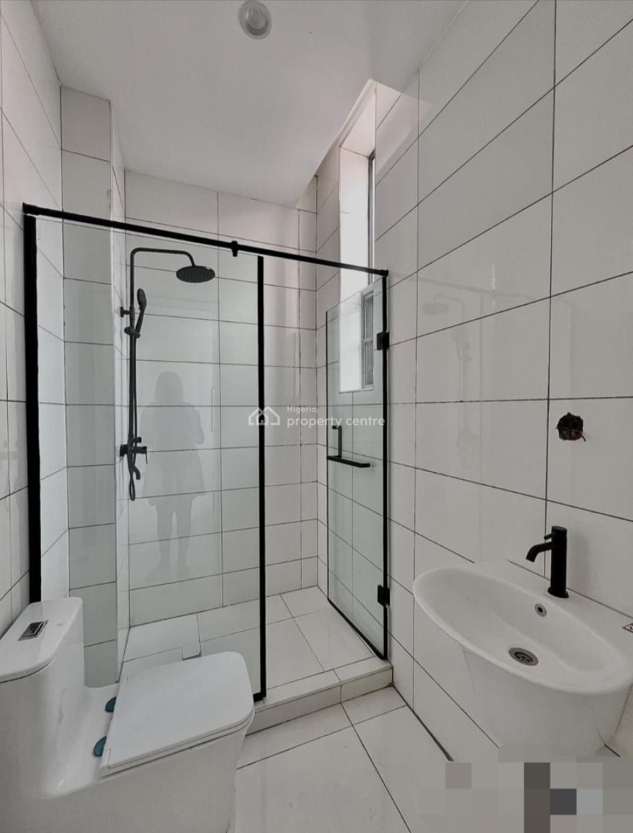Fully Serviced 2 Bedrooms with Pool  and Gym, Oniru, Victoria Island (vi), Lagos, Block of Flats for Sale