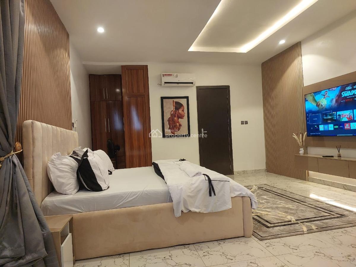 Luxury 2 Bed with Snooker, Swimming Pool Anf Gym, Ikate Elegushi, Lekki, Lagos, Flat / Apartment Short Let