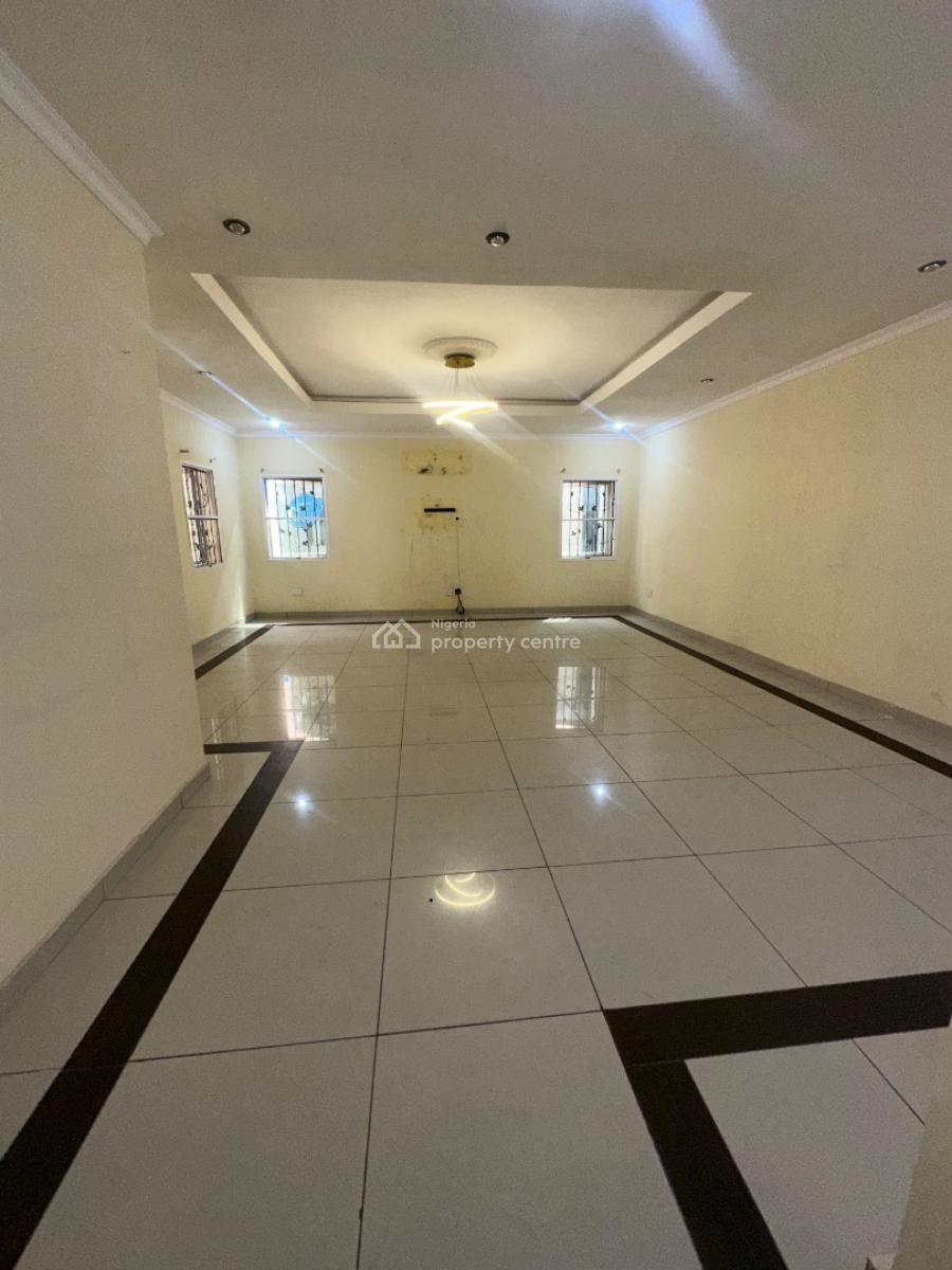 Massive and Specious 3 Bedroom Apartment, Idado, Lekki, Lagos, Flat / Apartment for Rent
