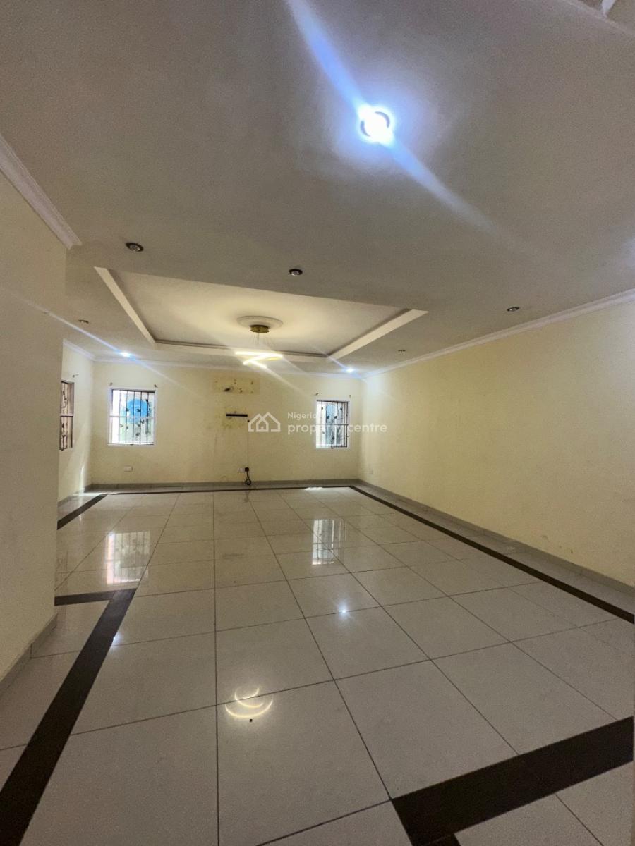 Massive and Specious 3 Bedroom Apartment, Idado, Lekki, Lagos, Flat / Apartment for Rent