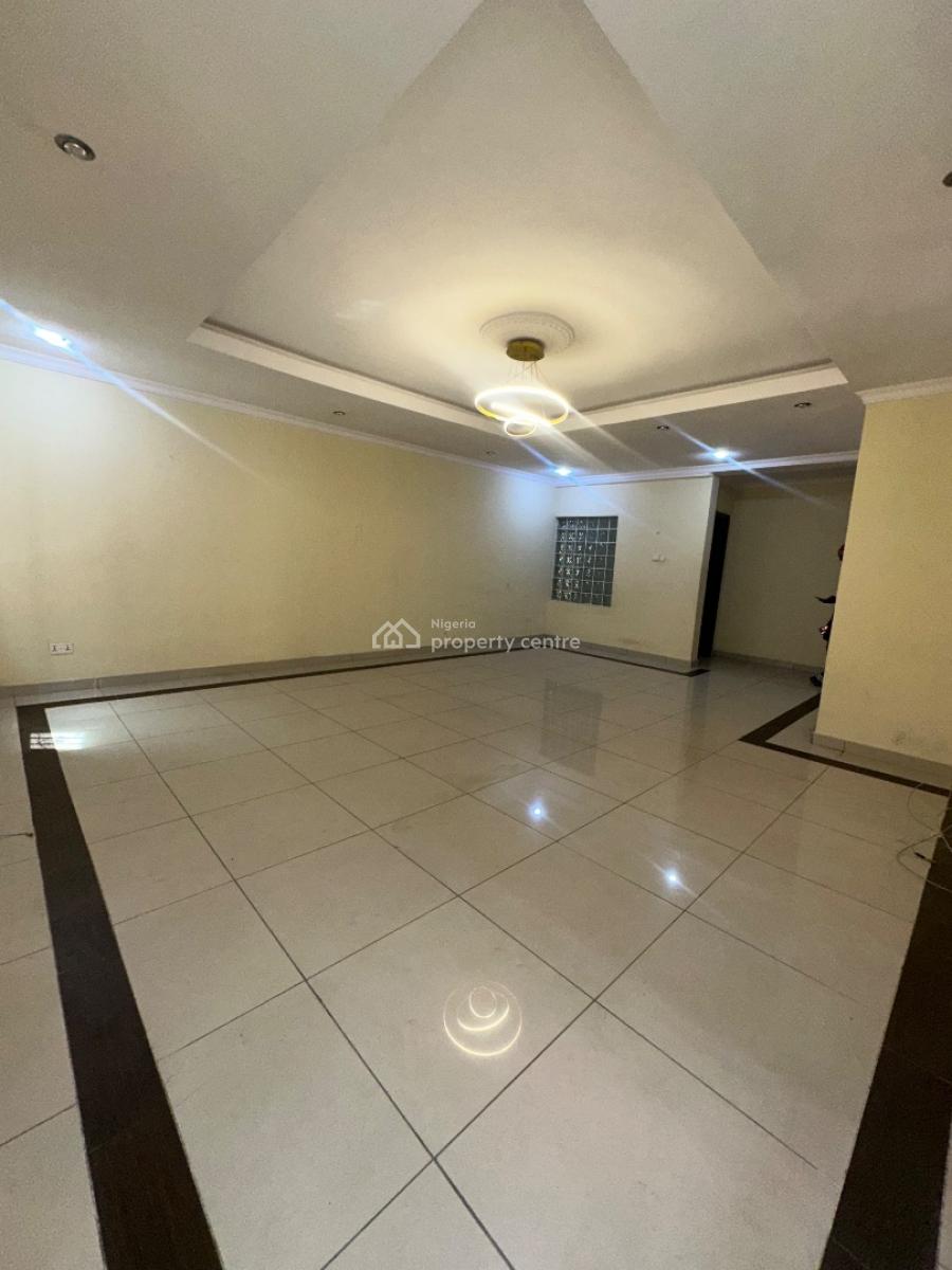 Massive and Specious 3 Bedroom Apartment, Idado, Lekki, Lagos, Flat / Apartment for Rent